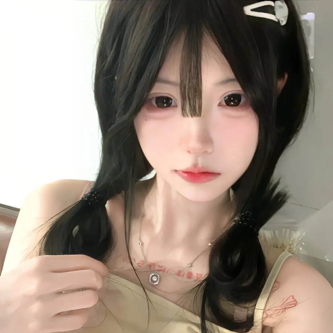 甜蜜寂寞女孩